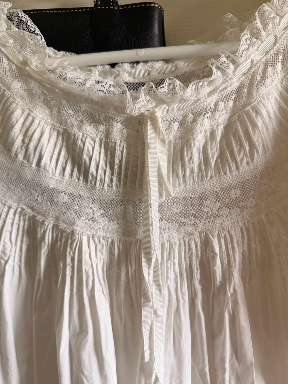 Doen Daphne Dress in Salt (White) - Picture 5 of 9